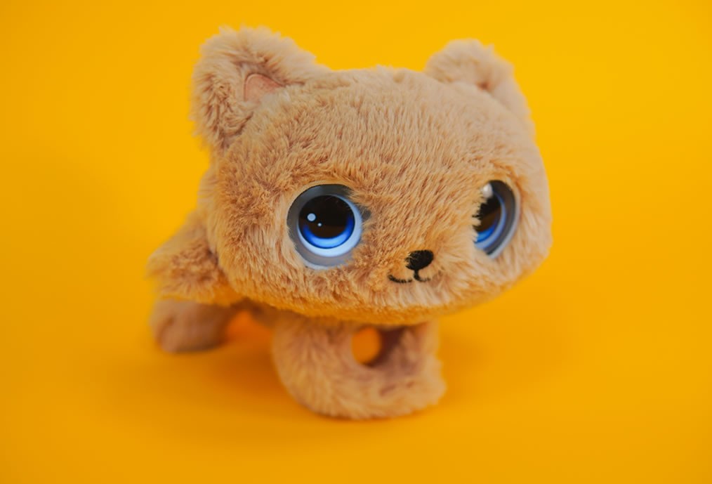 [Bloomy] - Bestselling! 3-in-1 Design: Display, Cuddle & Hang - Quiet Deer® AI Companion Spirit